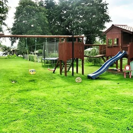 By Ostrowieckie With Private Σπίτι διακοπών Ostrowiec (Walcz)